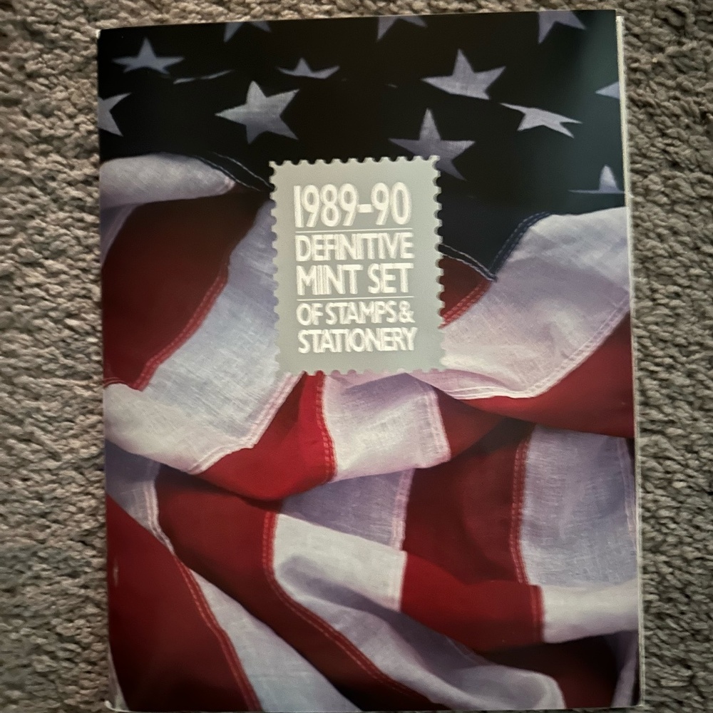 1989-1990 DEFINITIVE MINT SET OF STAMPS AND STATIONERY